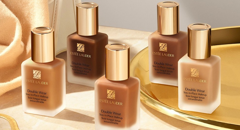 Estee Lauder Foundation & Brush Set from $32.50 Shipped (Regularly $66)